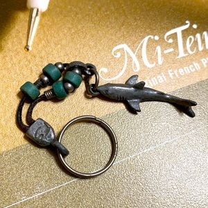 🖤VTG💕SHARK 🦈 & turquoise keychain by FS